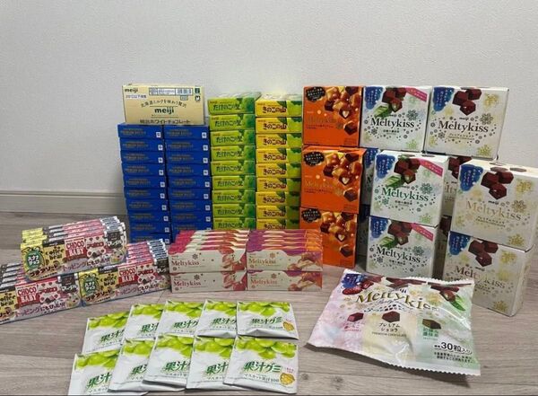 お菓子詰め合わせチョコレート