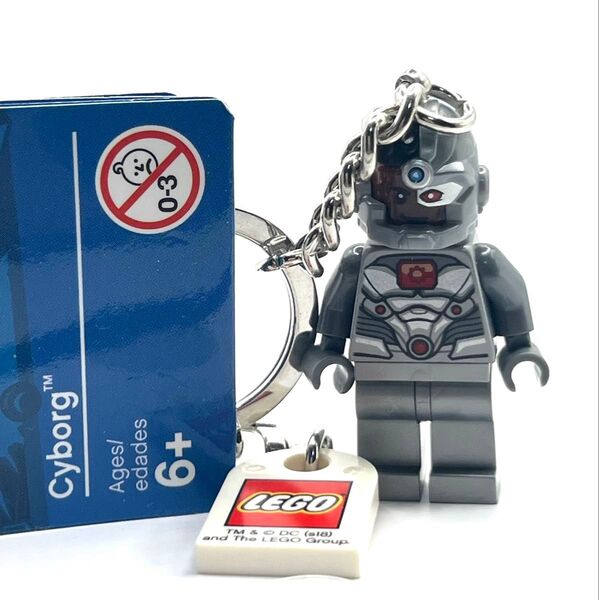 新品 LEGO レゴ キーリング キーホルダー DC スーパーヒーローズ サイボーグ ミニフィグ