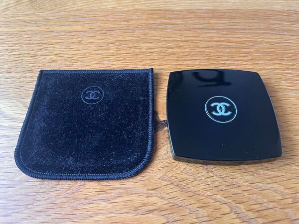 CHANEL シャネル コンパクトミラー