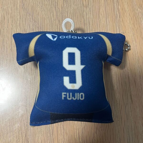 町田ゼルビア 9 藤尾翔太ユニフォーム型クッションキーホルダー
