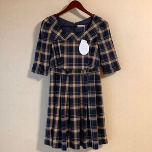 未使用タグ付き PATTERN fiona オリジナルチェック柄スクウェアネックワンピース パターンフィオナ 7分袖 Mサイズ