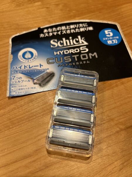 シック ハイドロ5 カスタム 5枚刃替刃 4個 Schick HYDRO