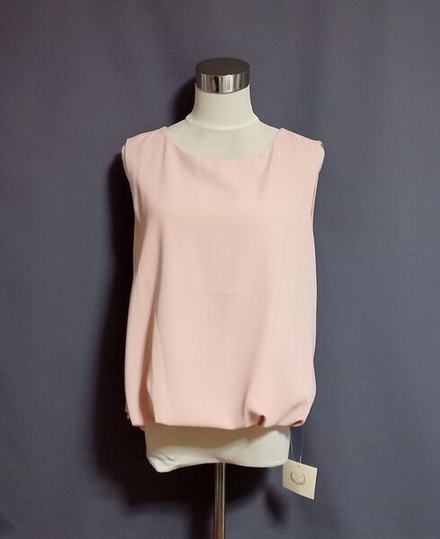 【新品 Liala×PG】リアラバイピージー バックプリーツブラウス