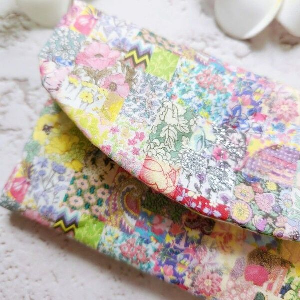 リバティArchive Patchworkのポーチ アーカイブパッチワークキルト トレスコ タナローン