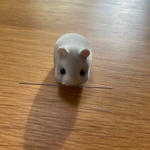このモルモット、、、が持っているシャー芯 未使用品 当時物 パーツ