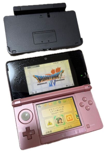 ニンテンドー3DS LL ピンク 本体と充電用クレードル付き