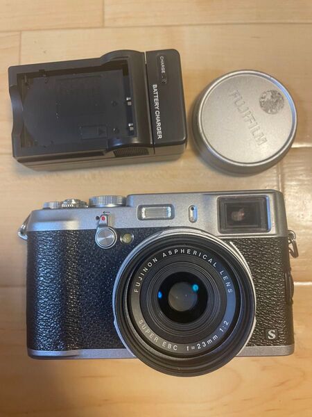 ☆極上品☆FUJIFILM デジタルカメラ X100S 大人気!FUJIFILM フジフィルム X100S