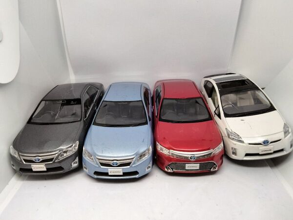 カラーサンプル カムリ プリウス 1/30 ミニカー