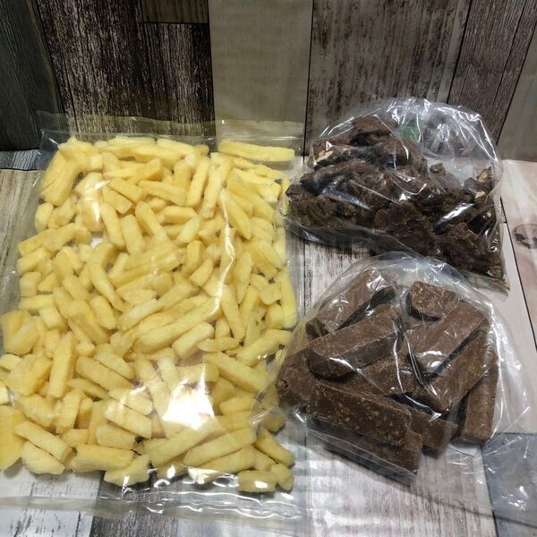 ポテトスティック サワークリームオニオン味 キャラメルクランチ キャンディングピーカンチョコ掛け アウトレット チョコレート