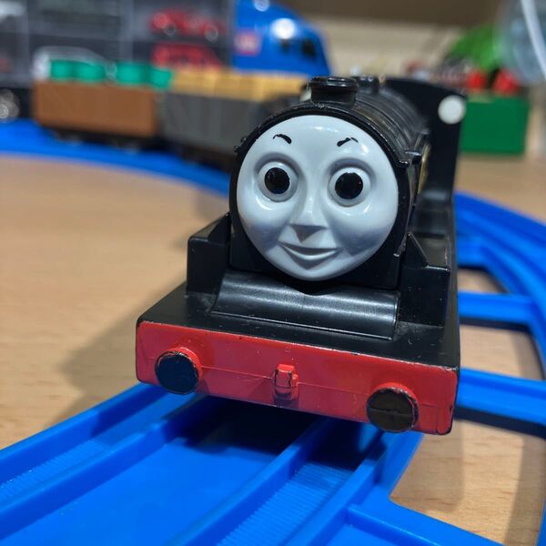プラレール ドナルド きかんしゃトーマス