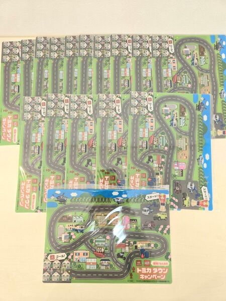 トミカ おあそびシート プレイマット 下敷き