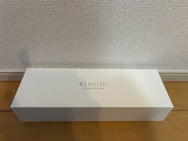 【新品未使用品】 絹女 KINUJO LM225 ストレートヘアアイロン ホワイト