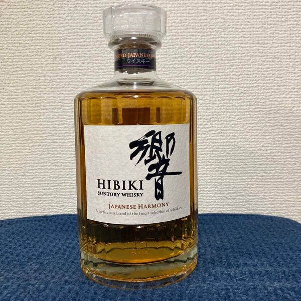 サントリーウイスキー響700ml