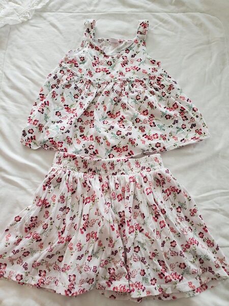 供服 女の子 セットアップ ベビーギャップワンピース風 トップス100サイズスカート110サイズ