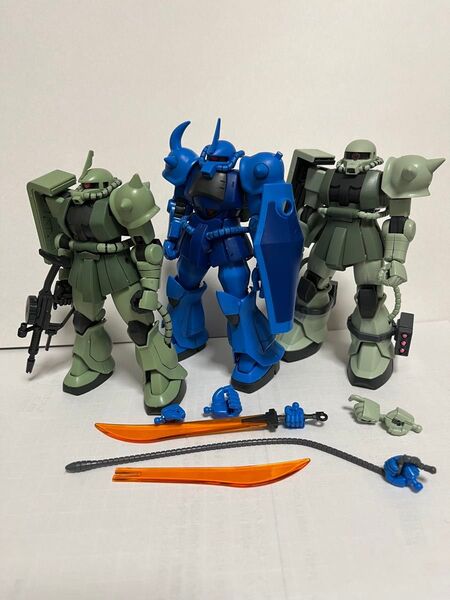 HGグフ、ザク、ザク(ガンプラ ジャンク) HGUC