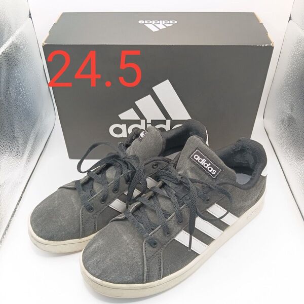 アディダススニーカー adidas 黒 ブラック ライン