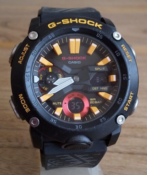 カシオ G-SHOCK GA-2000 ブータン王国モデル