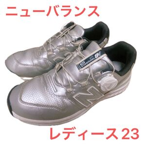 New Balance ゴルフシューズシルバー 23cm