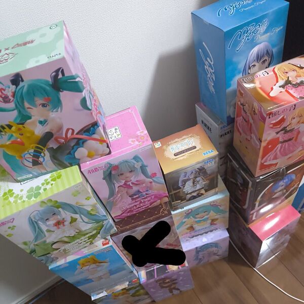美少女フィギュアまとめ売り 初音ミク フリーレン nikke 16体盛りセット!