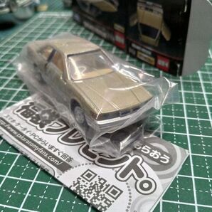 【トミカプレミアム】 04 日産 レパード (1/63スケール )開封済未使用