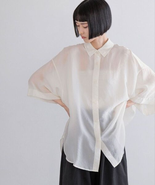 【新品・タグ】 yuw シアーシャツ 183491 ローリーズファーム