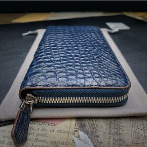 【実物撮影】新品 クロコダイル メンズ 長財布 ラウンドファスナー 未使用 ワニ 鰐 腹革 ネイビー ウォレットセンター部位