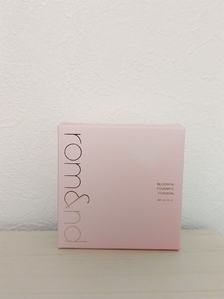 ロムアンド ブルームイン カバーフィット クッション 21N