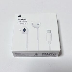 最新! Apple純正イヤホン EarPods(Lightningコネクタ)