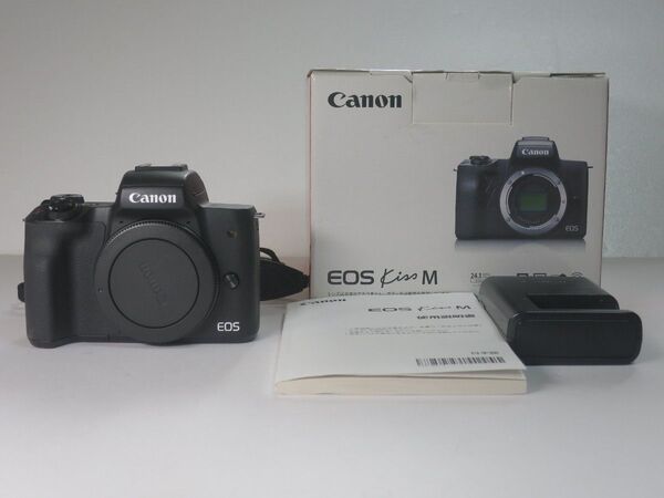 キヤノン Canon EOS Kiss M ボディ ブラック デジタル ミラーレス 一眼カメラ 【中古美品】