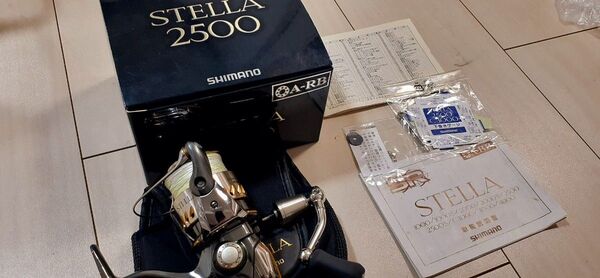希少な美品! シマノ 04 ステラ 2500 Shimano
