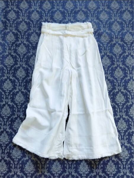 SALE 未使用品 軽い難 有 eimy istoire エイミーイストワールダブルベルト フリンジ ワイドパンツ