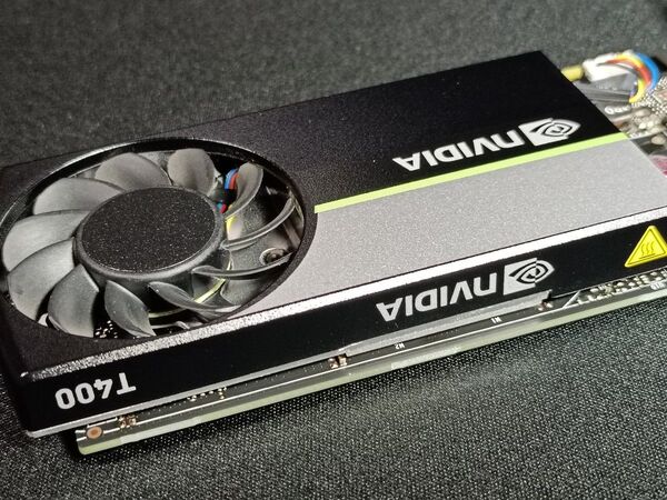 NVIDIA グラフィックボード T400 4GB ロープロファイル