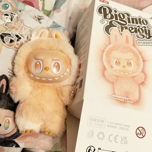 【正規品】ラブブ ぬいぐるみ Big into Energy