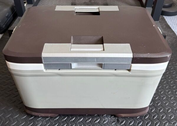 シマノ フィクセルリミテッド 30L 3面一体型真空パネル 自家塗装カスタム