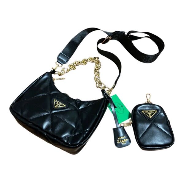 PRADA ノベルティ ショルダーバッグ ナイロン 黒 肩掛け 斜め掛け ミニポーチ付き