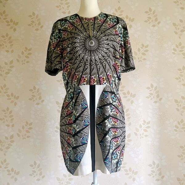 大きいサイズ*美品【ETRO】ワンピース ペイズリー フラワー 花柄 総柄 48