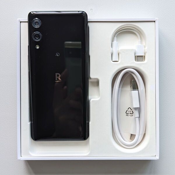 美品 楽天モバイル Rakuten Hand 5G ブラック