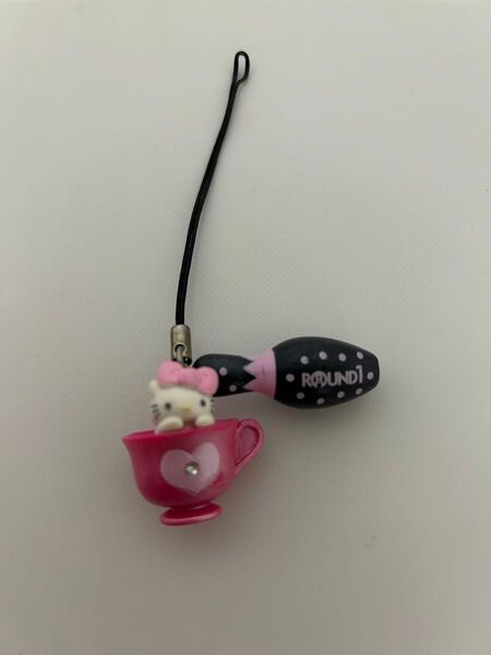 ハローキティ ラウンドワン コラボ ストラップ ピンク