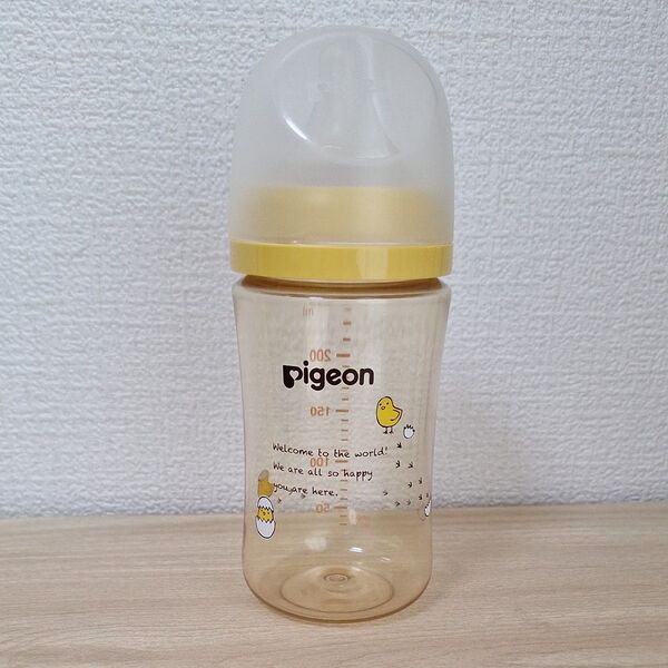Pigeon 母乳実感 哺乳瓶 ヒヨコ