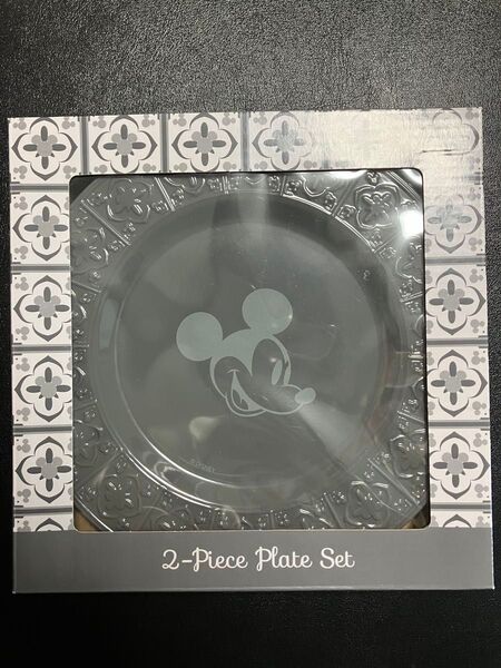 ディズニーストア ミッキーマウス お皿 2枚セット プレートセット 黒 白 ミニーマウス disney