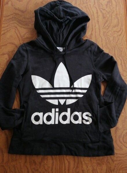 adidas パーカー 黒 ロゴ M