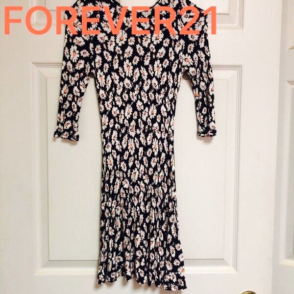forever21 girls フォーエバー21 ワンピース ひざ丈 黒 総柄 約150㎝ 花柄 子供 キッズ ドレス 5分袖