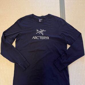アークテリクス 長袖Tシャツ、ブラック、Mサイズ身幅約52着丈約66