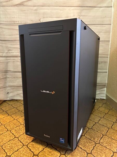 iiyama ゲーミングPC LEVEL∞ デスクトップパソコン ブラック系