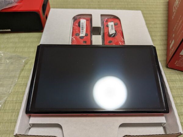 Nintendo Switch 有機ELモデル マリオレッド 美品