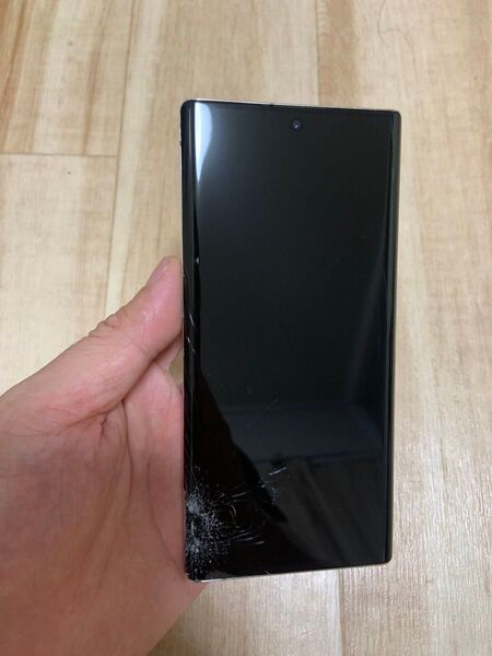 完動品 arrows NX9 ドコモ OS⑫ 8/128GB F-52A Arrows スマートフォン 本体 画面割