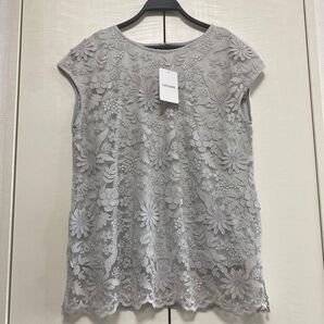 LUCUORE ルクオーレ新品タグ付き シルバーグレー 花柄レースチュニック 【3Lサイズ】