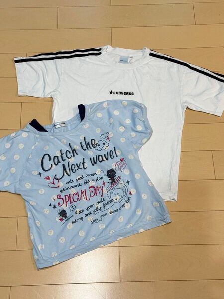 【150㎝】CONVERSE 黒ライン入り Tシャツ 白、水色の水玉 黒猫サーフィン柄Tシャツ、2枚セット 女の子 一部訳あり