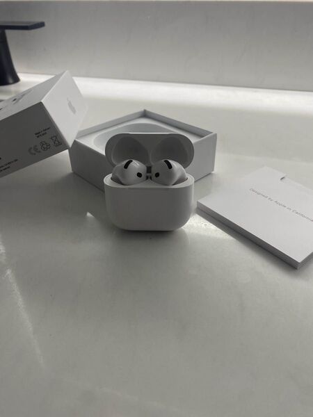AirPods Pro 第2世代新品未使用 Apple AirPods ワイヤレスイヤホン アップル Pro