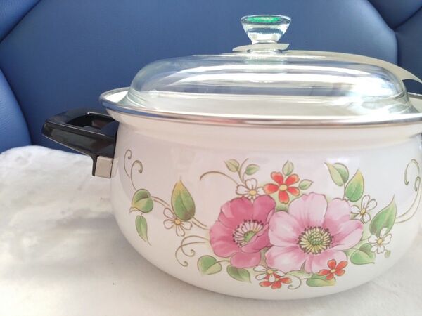 花柄 ホーロー鍋 中型 昭和レトロ 白 ガラス蓋 調理器具 長期保管品